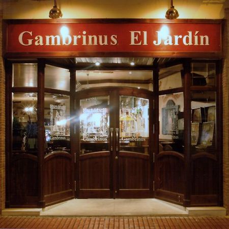 Hostal El Jardin Benidorm Kültér fotó