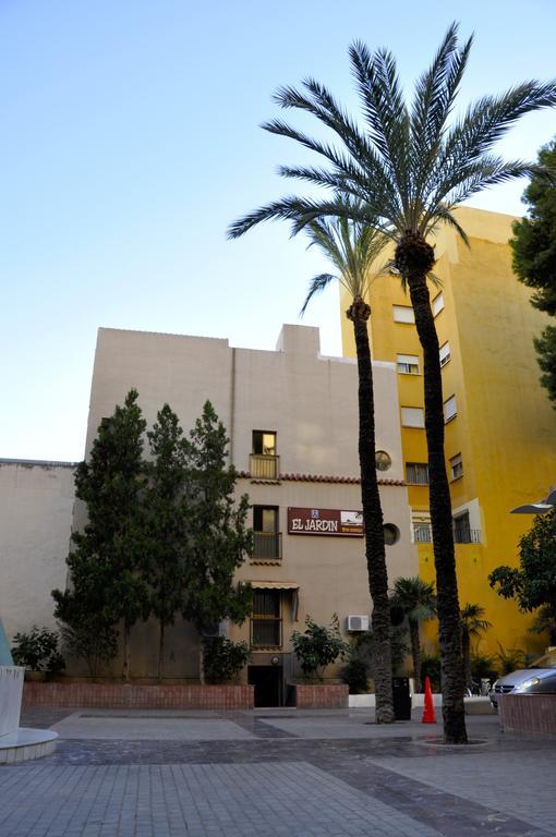 Hostal El Jardin Benidorm Kültér fotó