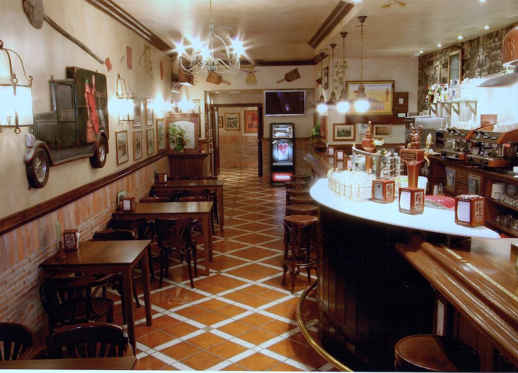 Hostal El Jardin Benidorm Kültér fotó