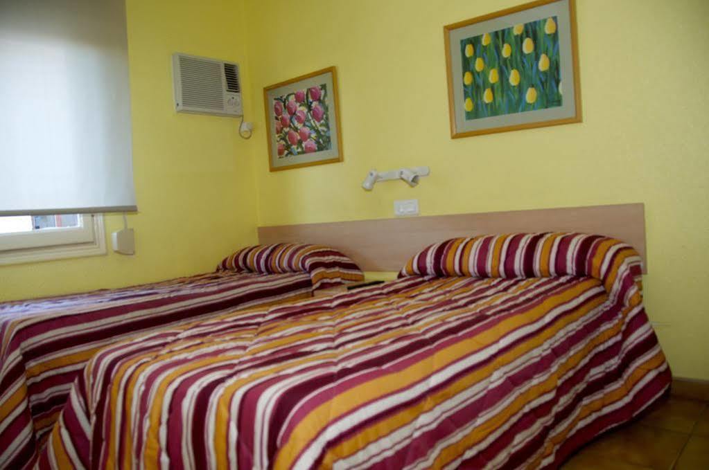 Hostal El Jardin Benidorm Kültér fotó